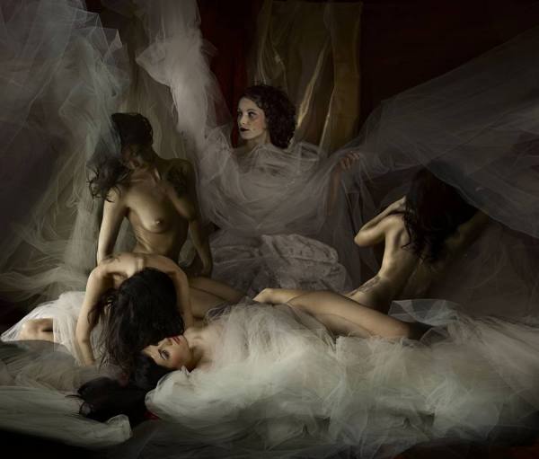 Photograph Patrizia Burra Team Work on One Eyeland